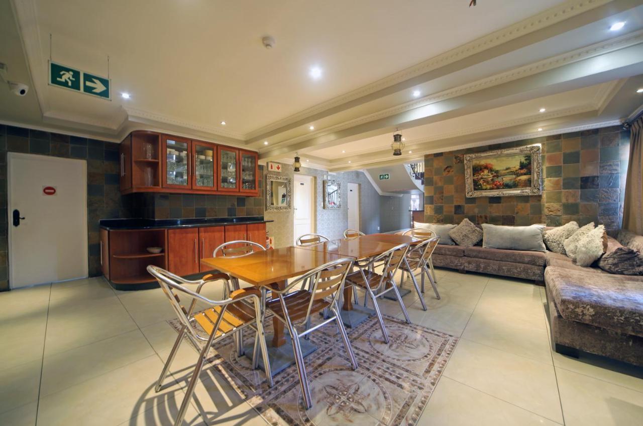Savoy Lodge Cape Town Eksteriør bilde