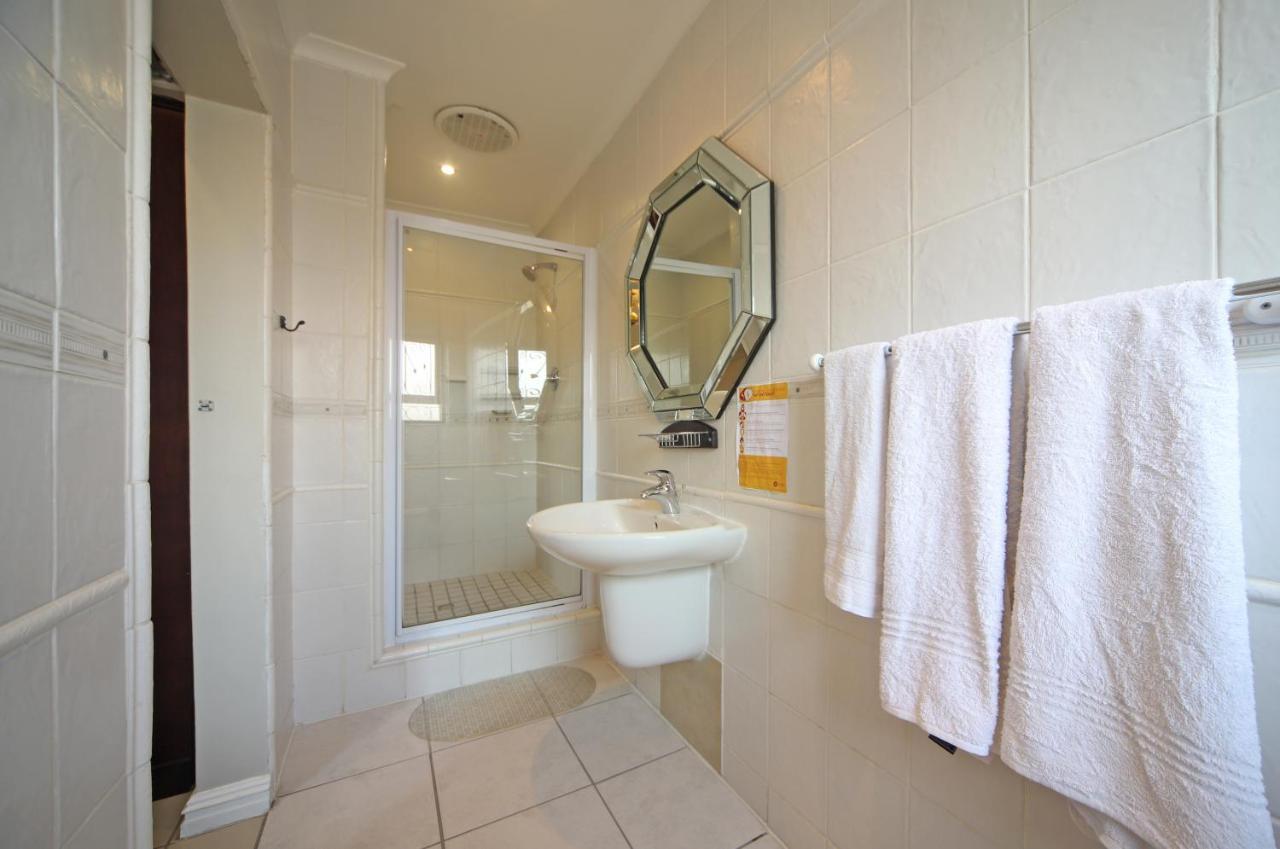 Savoy Lodge Cape Town Eksteriør bilde