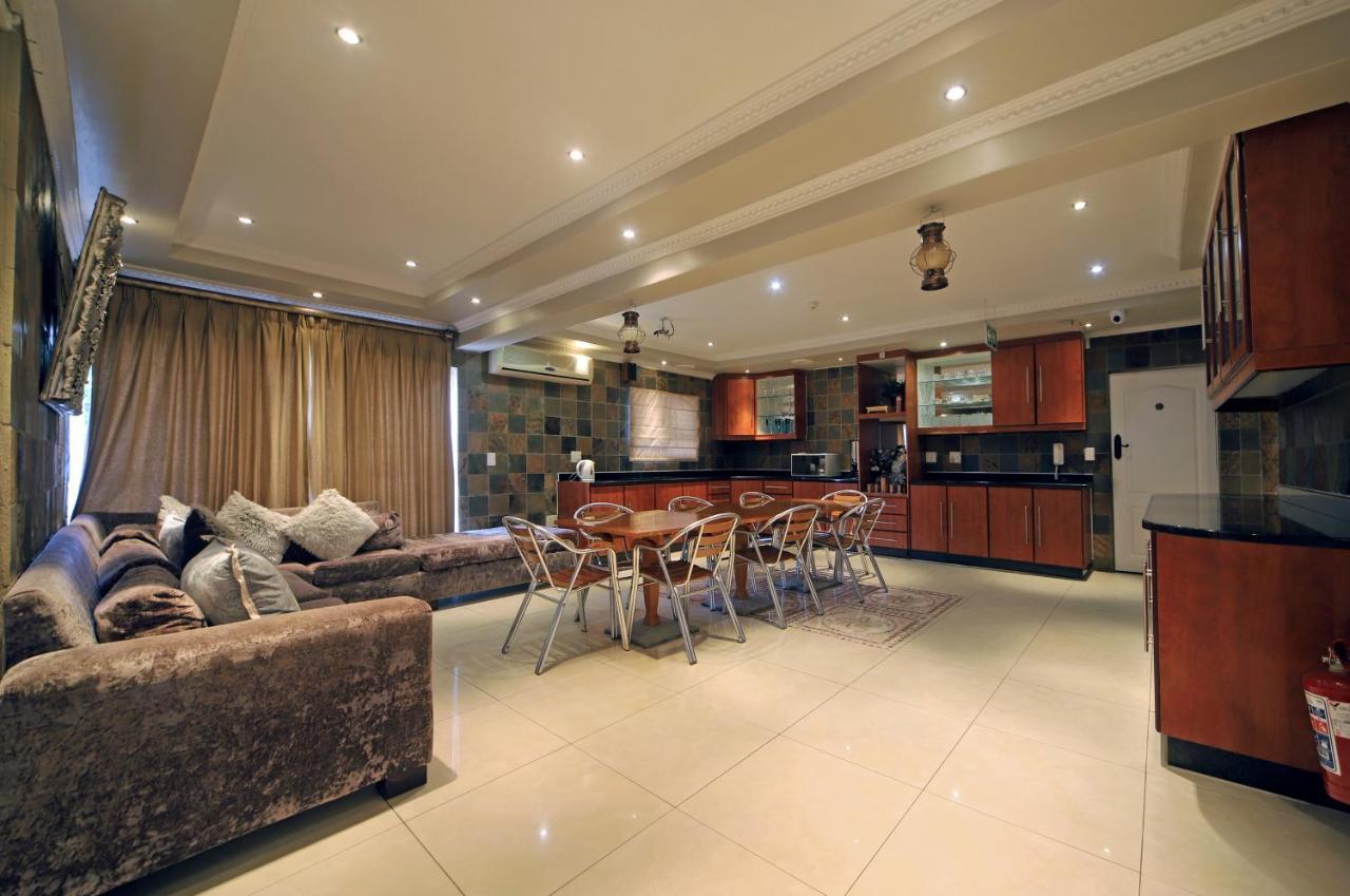 Savoy Lodge Cape Town Eksteriør bilde